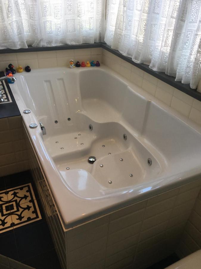 Luc'S Place, Jaccuzi, Waterbed Zoeterwoude Екстериор снимка